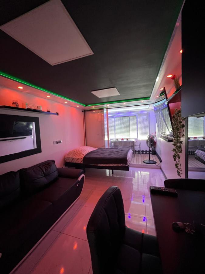C12 Deluxe Apartment Agde Bagian luar foto